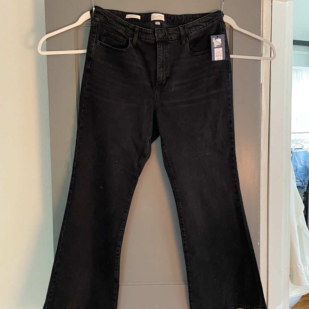 Universal Thread Black Flare Jeans High-Rise